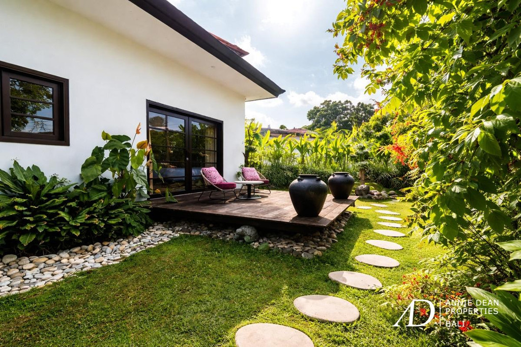 FREEHOLD | 4-BEDROOM VILLA IN PERERENAN - 7 MINUTES FROM THE BEACH