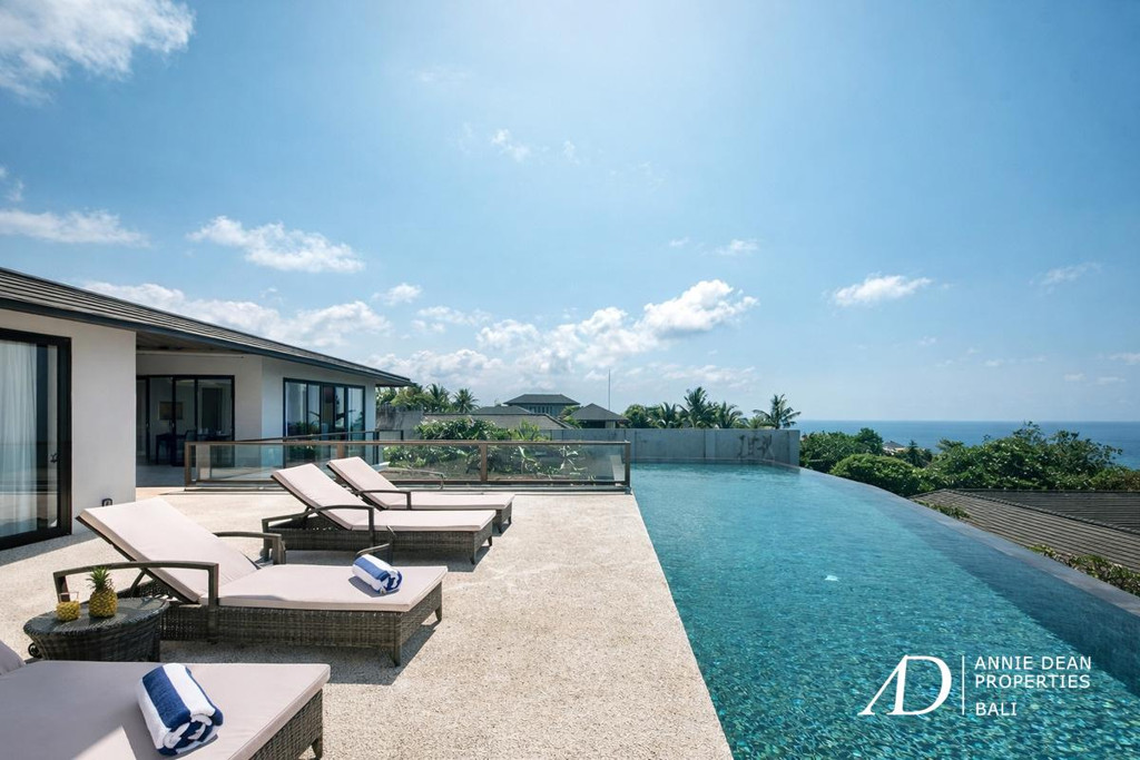 FREEHOLD | OCEAN-VIEW VILLA WITH INFINITY POOL - SOUTH BALI