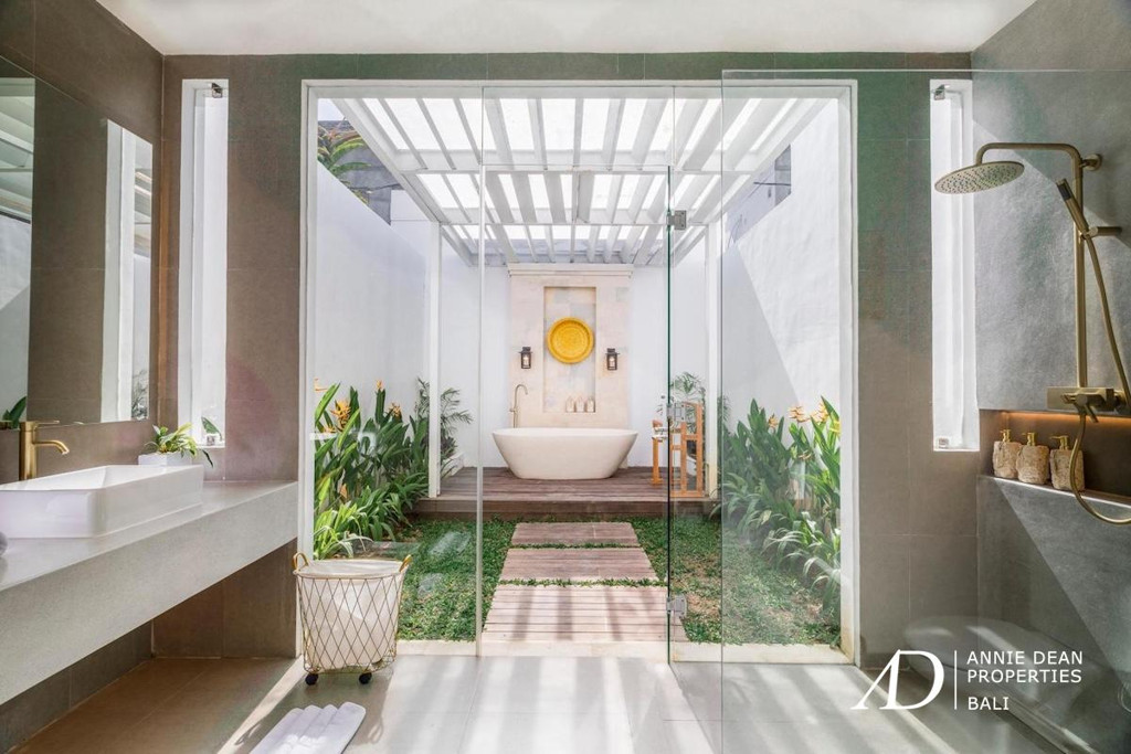 LEASEHOLD UNTIL 2050 | HIGH-ROI 5-BEDROOM VILLA - PRIME UBUD 