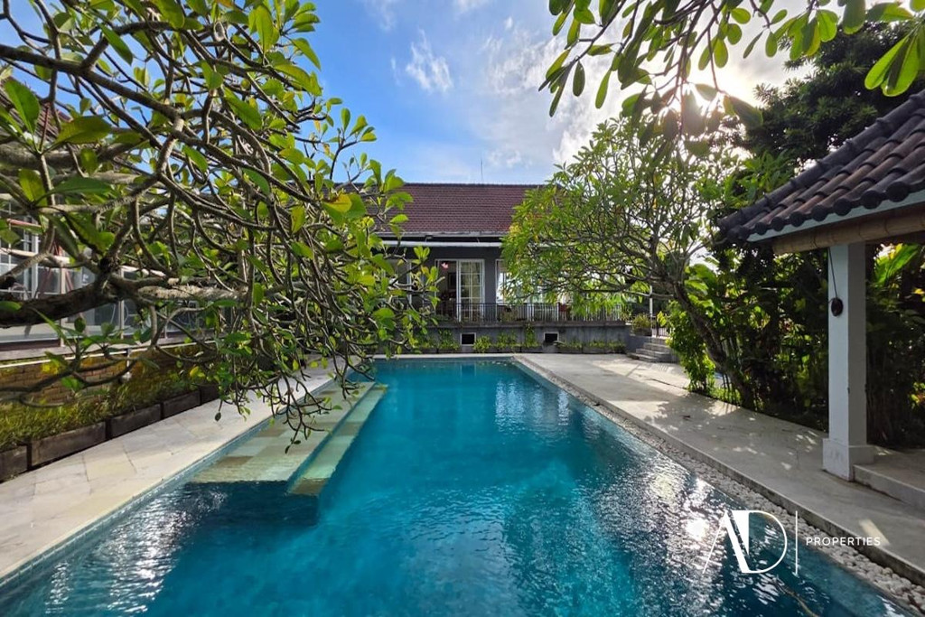 FREEHOLD | RARE LARGE-SCALE ESTATE IN BERAWA - PRIME COMMERCIAL INVESTMENT