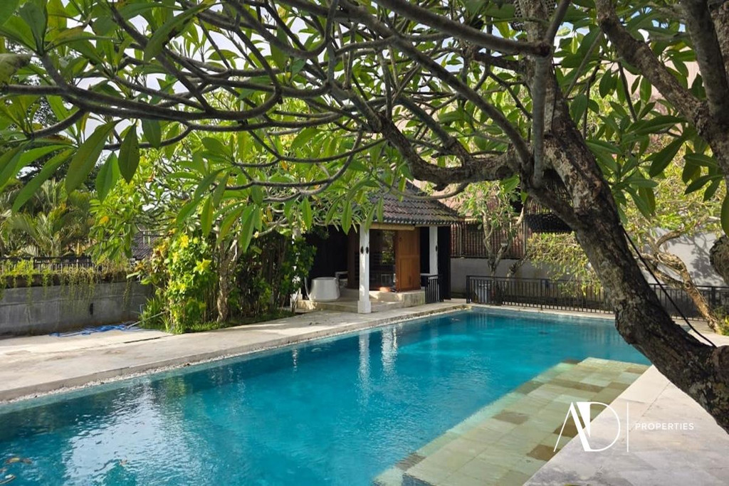 FREEHOLD | RARE LARGE-SCALE ESTATE IN BERAWA - PRIME COMMERCIAL INVESTMENT