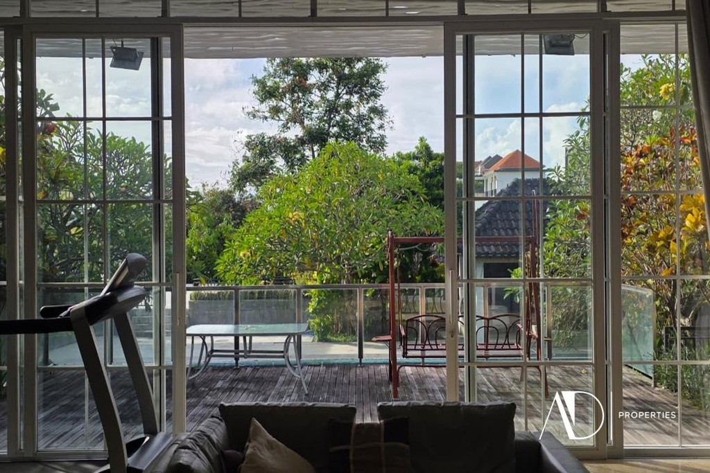 FREEHOLD | RARE LARGE-SCALE ESTATE IN BERAWA - PRIME COMMERCIAL INVESTMENT