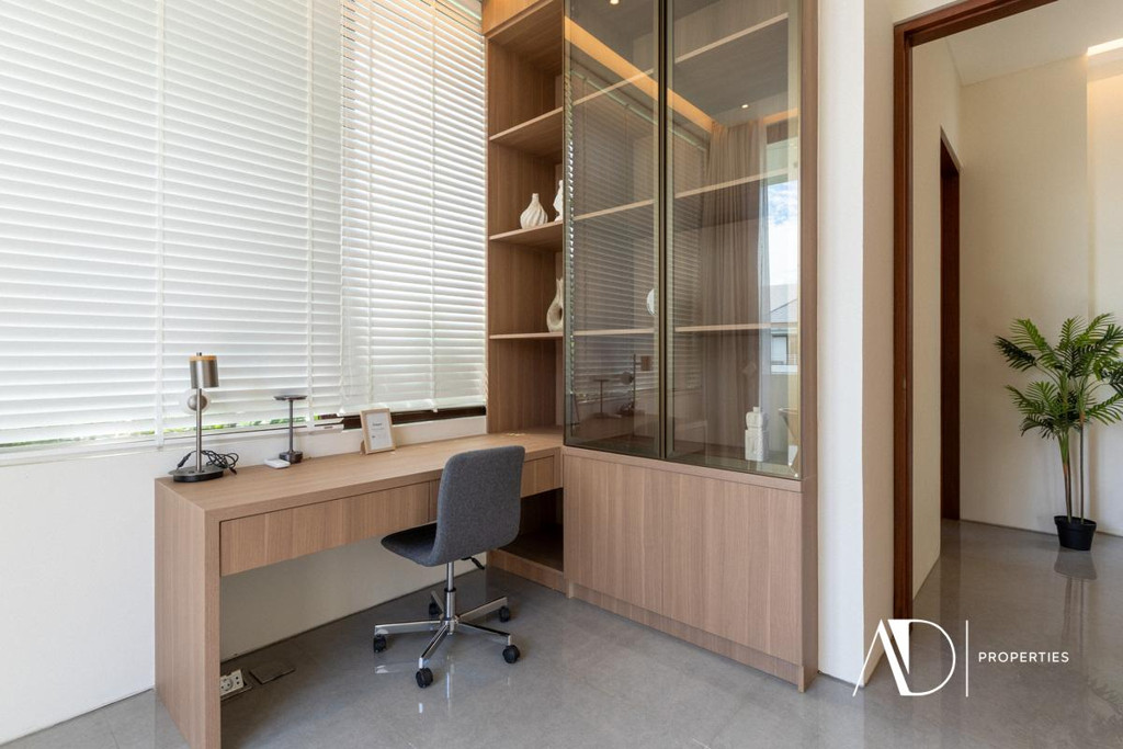 FREEHOLD | MODERN TROPICAL ARCHITECTURAL VILLAS - PRIME LEGIAN