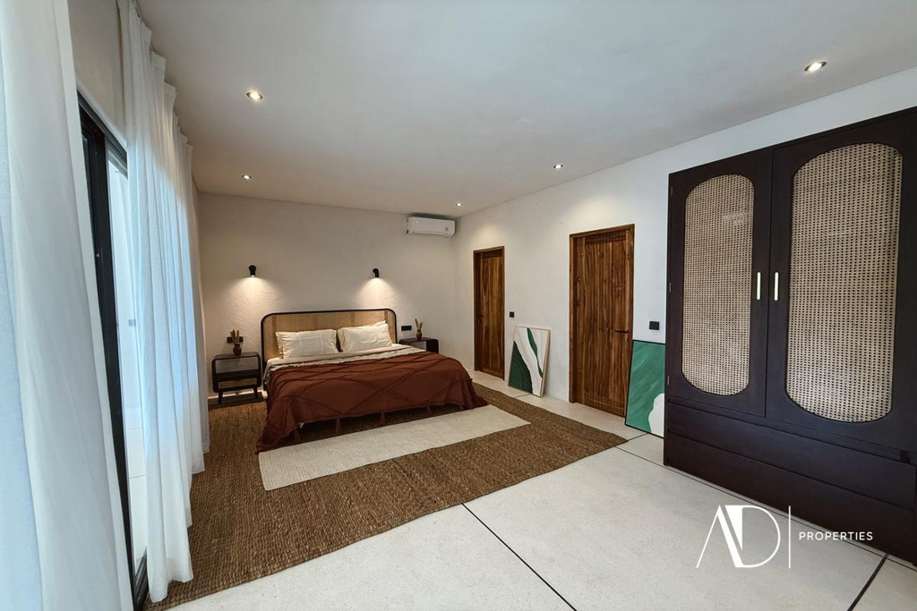 LEASEHOLD | MEDITERRANEAN VILLA WITH ROOFTOP IN UNGASAN