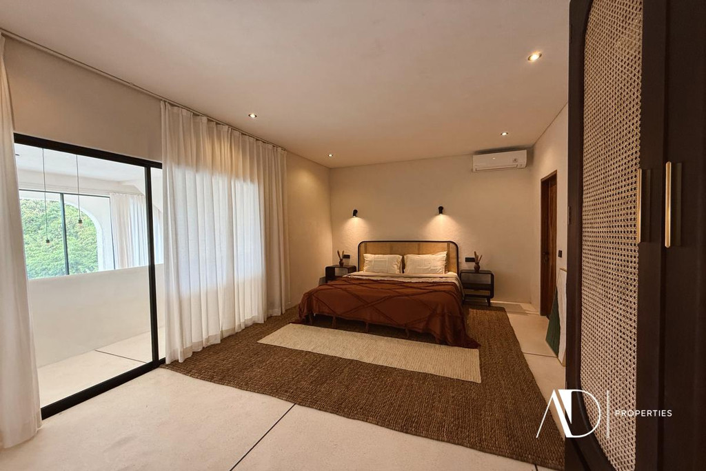 LEASEHOLD | MEDITERRANEAN VILLA WITH ROOFTOP IN UNGASAN