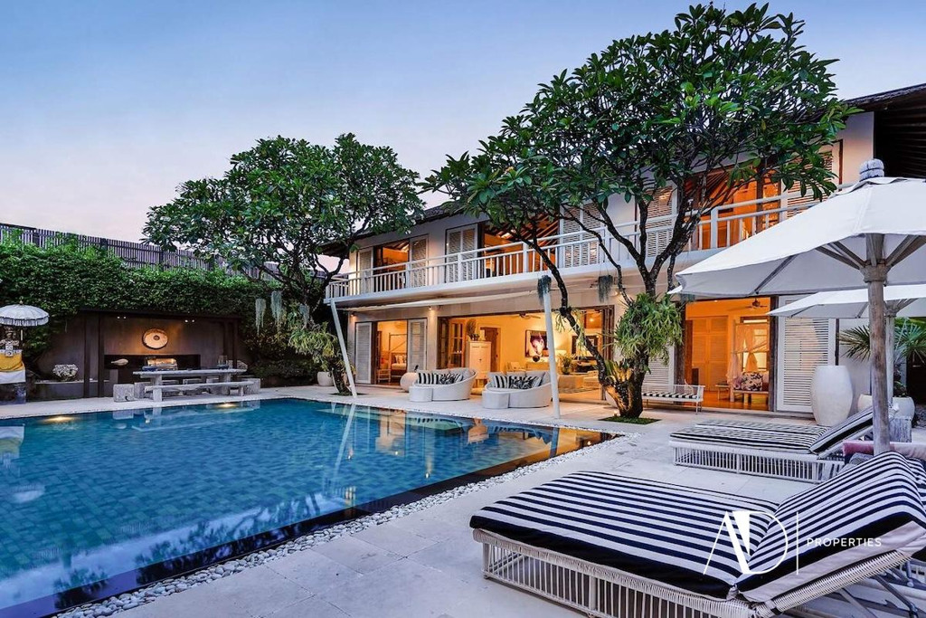 FREEHOLD | LUXURY COLONIAL ESTATE - PRIME SEMINYAK