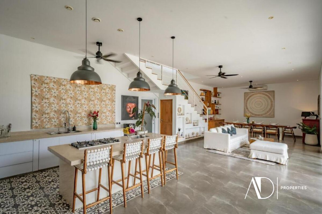 LEASEHOLD | MODERN TROPICAL VILLA IN PRIME UMALAS