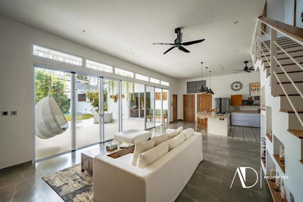 LEASEHOLD | MODERN TROPICAL VILLA IN PRIME UMALAS