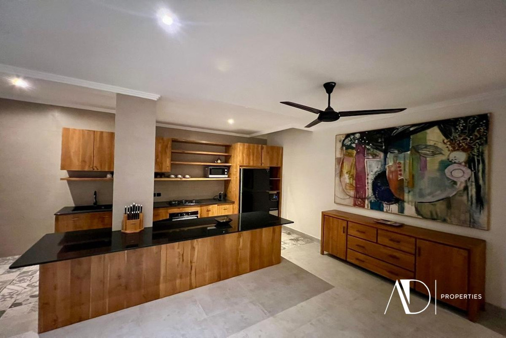 FREEHOLD | RENOVATED MODERN TOWNHOUSE - SEMINYAK AREA