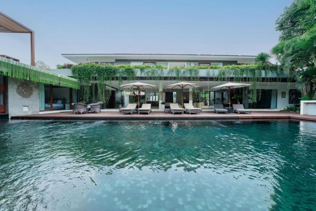 FREEHOLD | LUXURY 5 BEDROOM BOUTIQUE VILLA - NYANYI, TANAH LOT