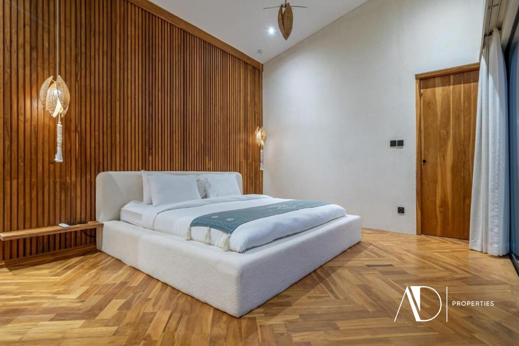 FREEHOLD | MODERN VILLA IN PRIME SEMINYAK - 10 MINUTES TO THE BEACH