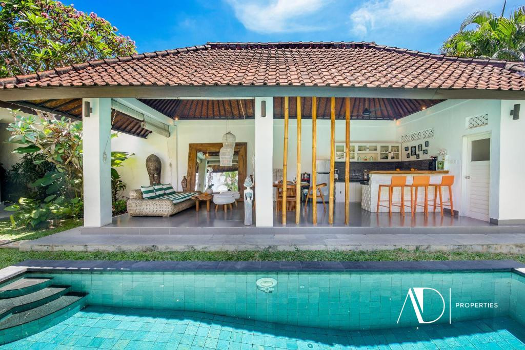LEASEHOLD UNTIL 31 MAY 2033 | FULLY LICENSED 2-BEDROOM VILLA IN PRIME SEMINYAK