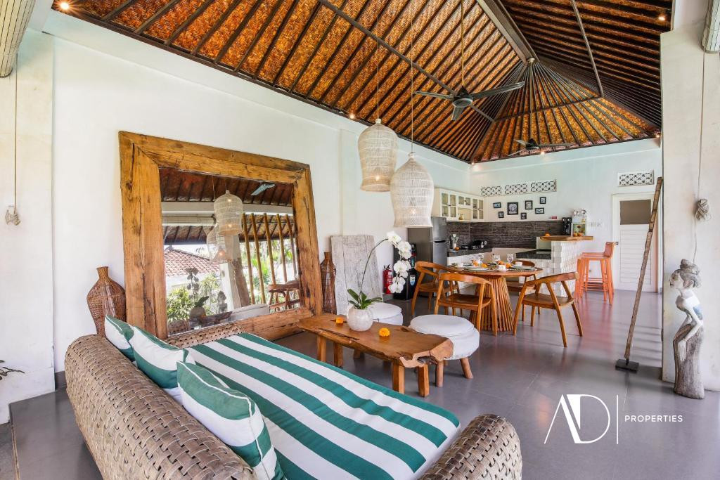 LEASEHOLD UNTIL 31 MAY 2033 | FULLY LICENSED 2-BEDROOM VILLA IN PRIME SEMINYAK