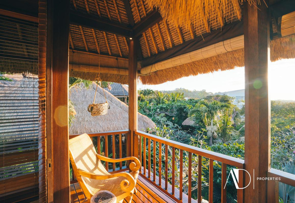 FREEHOLD | TROPICAL DESIGN VILLA WITH SPACIOUS GARDENS - GWK JIMBARAN