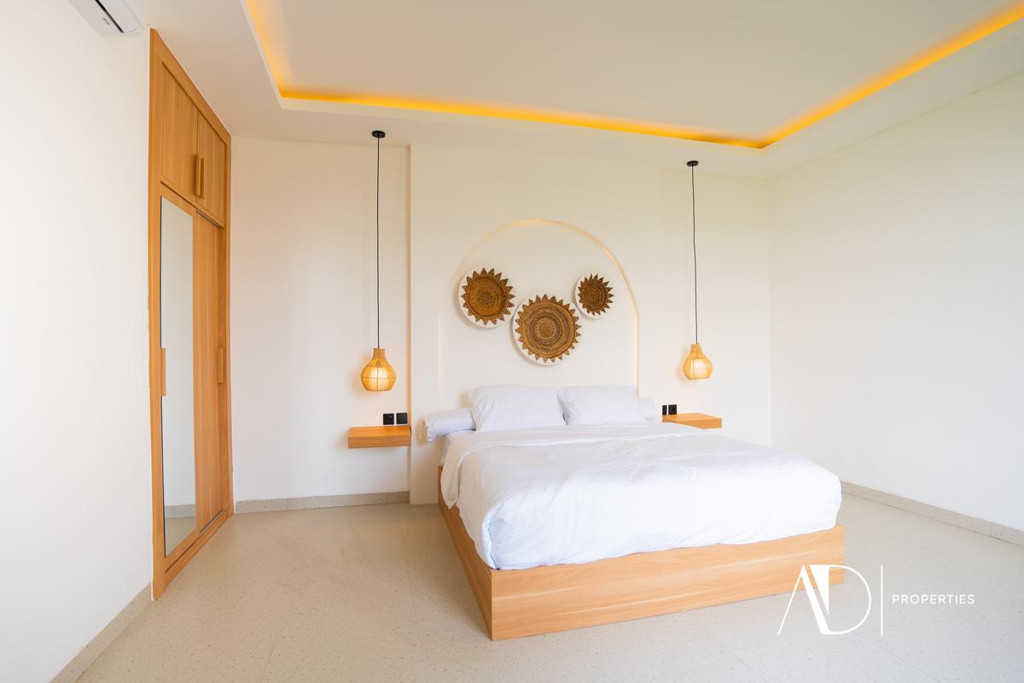 FREEHOLD | 2-BEDROOM VILLA WITH RICE FIELD VIEWS - CEMAGI