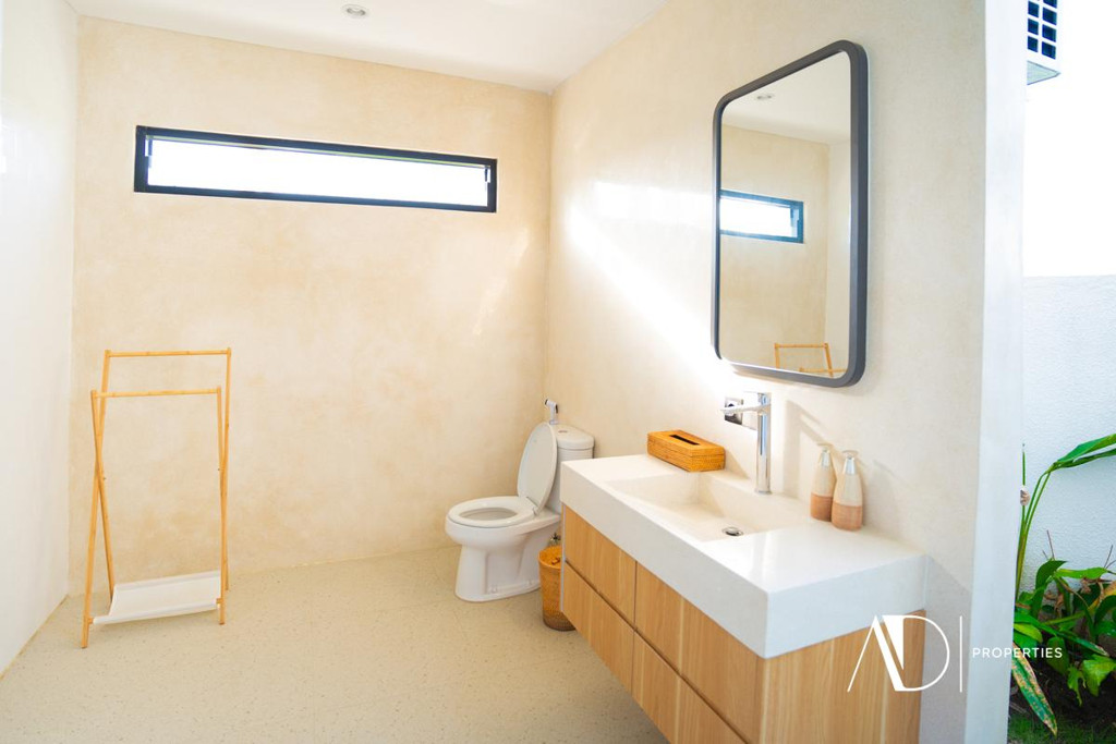 FREEHOLD | 2-BEDROOM VILLA WITH RICE FIELD VIEWS - CEMAGI