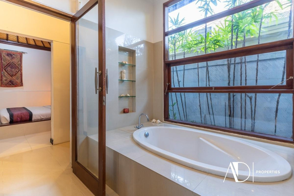 YEARLY RENTAL | 5-BEDROOM VILLA IN THE HEART OF SEMINYAK