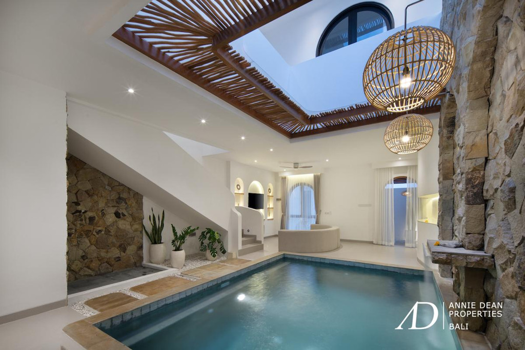 YEARLY RENTAL | MEDITERRANEAN-STYLE 2-BEDROOM VILLA IN PRIME BERAWA