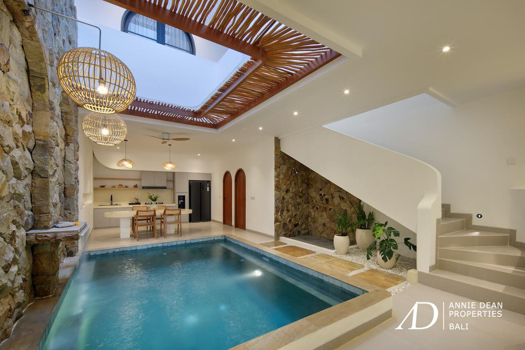 YEARLY RENTAL | MEDITERRANEAN-STYLE 2-BEDROOM VILLA IN PRIME BERAWA