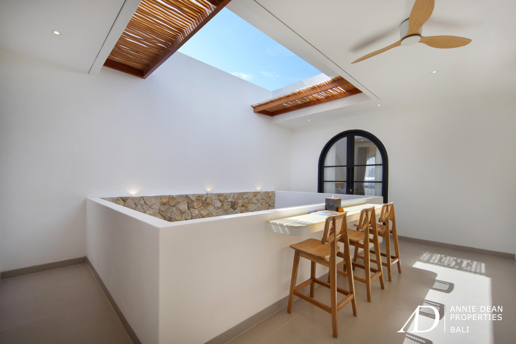 YEARLY RENTAL | MEDITERRANEAN-STYLE 2-BEDROOM VILLA IN PRIME BERAWA