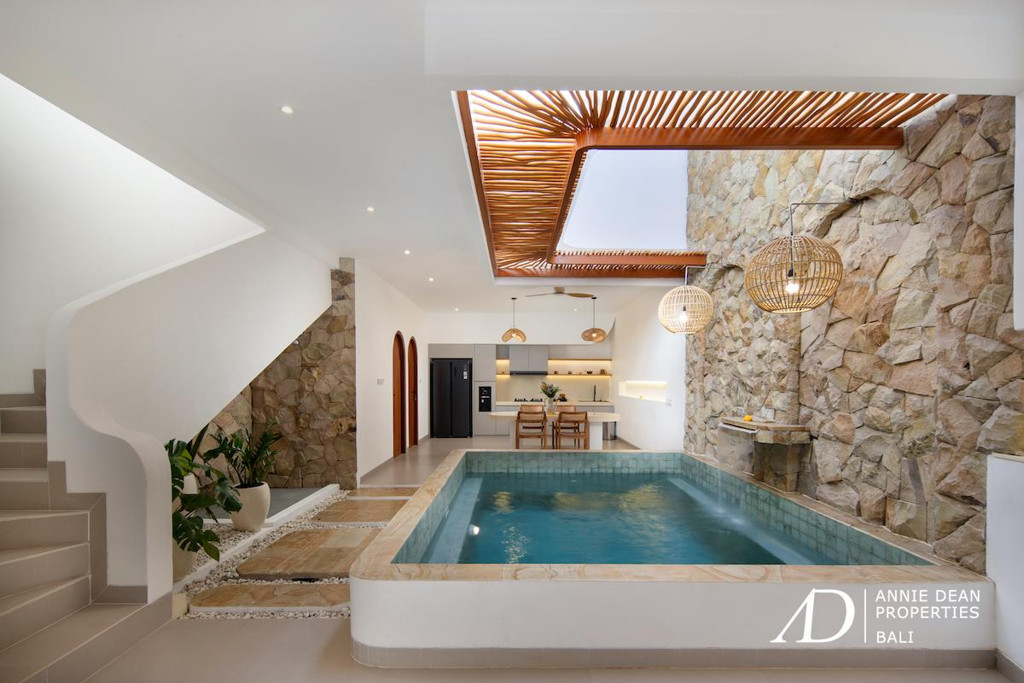 YEARLY RENTAL | MEDITERRANEAN-STYLE 2-BEDROOM VILLA IN PRIME BERAWA