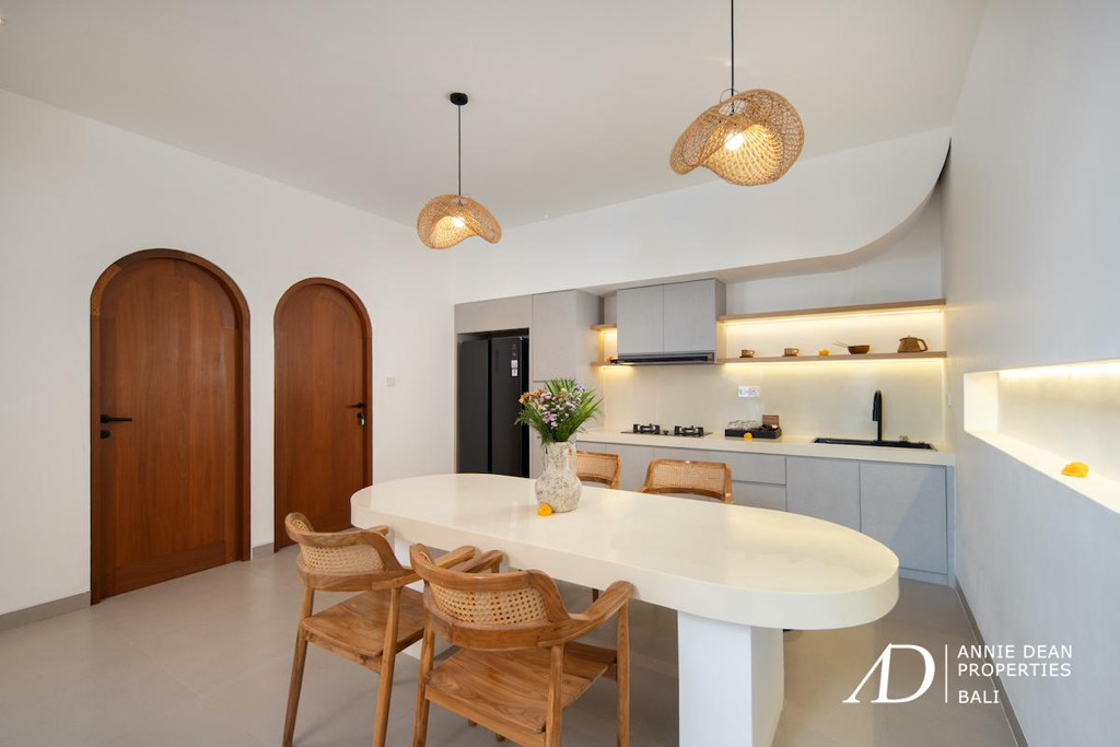 YEARLY RENTAL | MEDITERRANEAN-STYLE 2-BEDROOM VILLA IN PRIME BERAWA