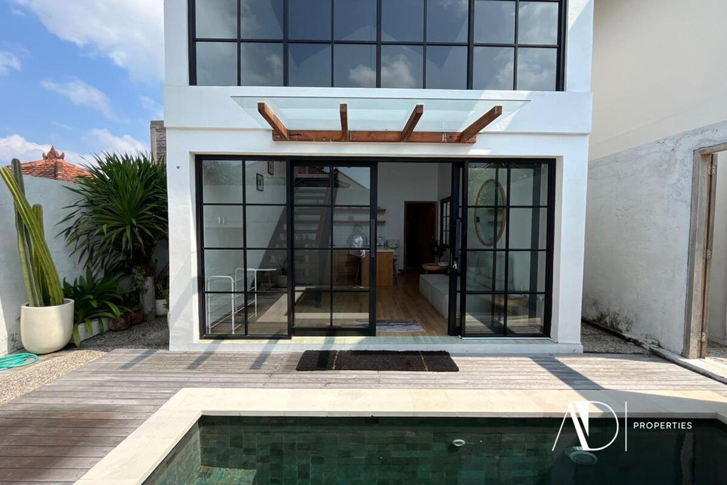 YEARLY RENTAL | 2-BEDROOM TOWNHOUSE IN PRIME KEROBOKAN