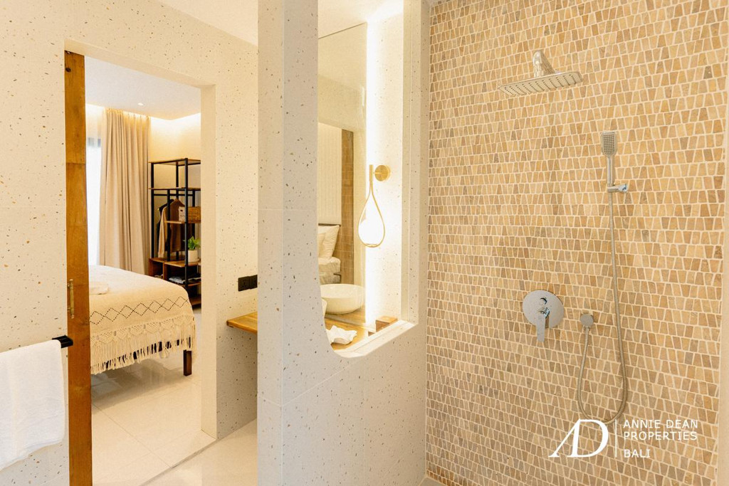 YEARLY RENTAL | MODERN 2-BEDROOM VILLA IN KEROBOKAN NEAR SEMINYAK