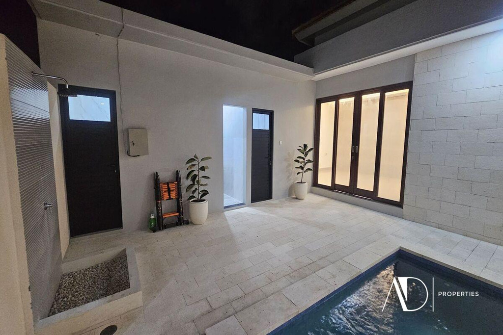 YEARLY RENTAL | 2-BEDROOM VILLA NEAR SUNSET ROAD