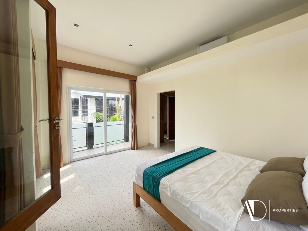 FREEHOLD | BALINESE DESIGN VILLA IN PRIME CANGGU