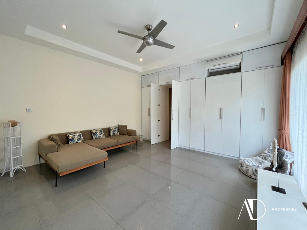 FREEHOLD | BALINESE DESIGN VILLA IN PRIME CANGGU