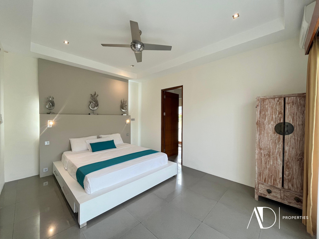 FREEHOLD | BALINESE DESIGN VILLA IN PRIME CANGGU