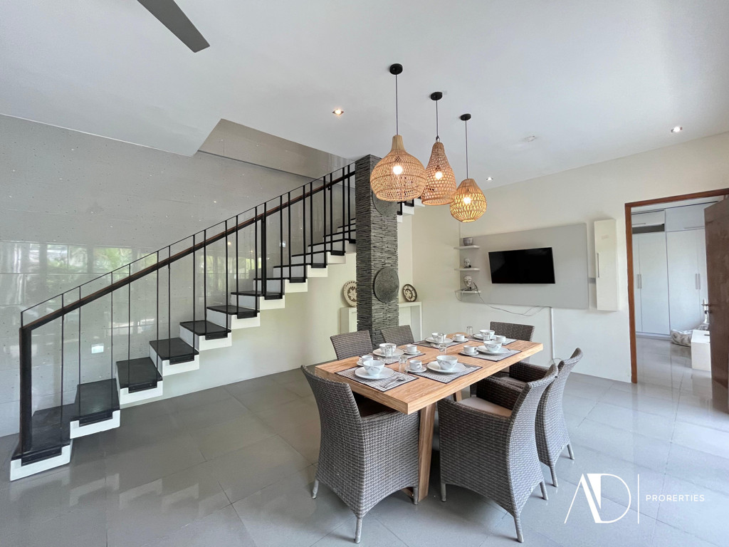 FREEHOLD | BALINESE DESIGN VILLA IN PRIME CANGGU
