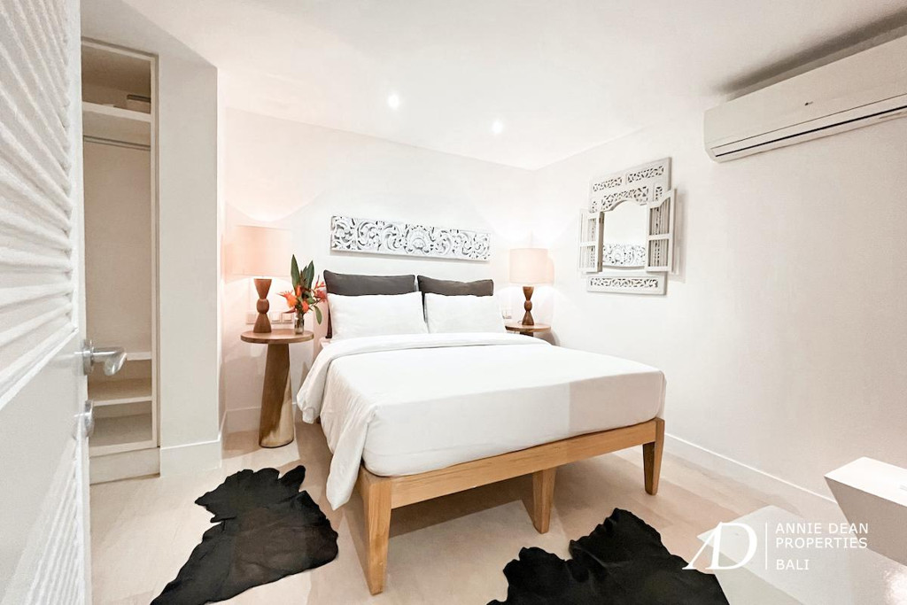 LEASEHOLD | MODERN 2-VILLA COMPLEX IN PERERENAN