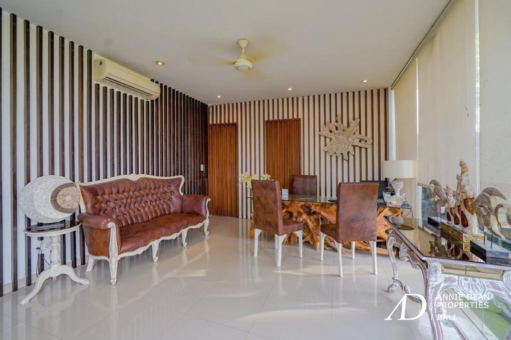 LEASEHOLD COMPLEX VILLA FOR SALE INDIVIDUAL OR  BUSINESS PACKAGE