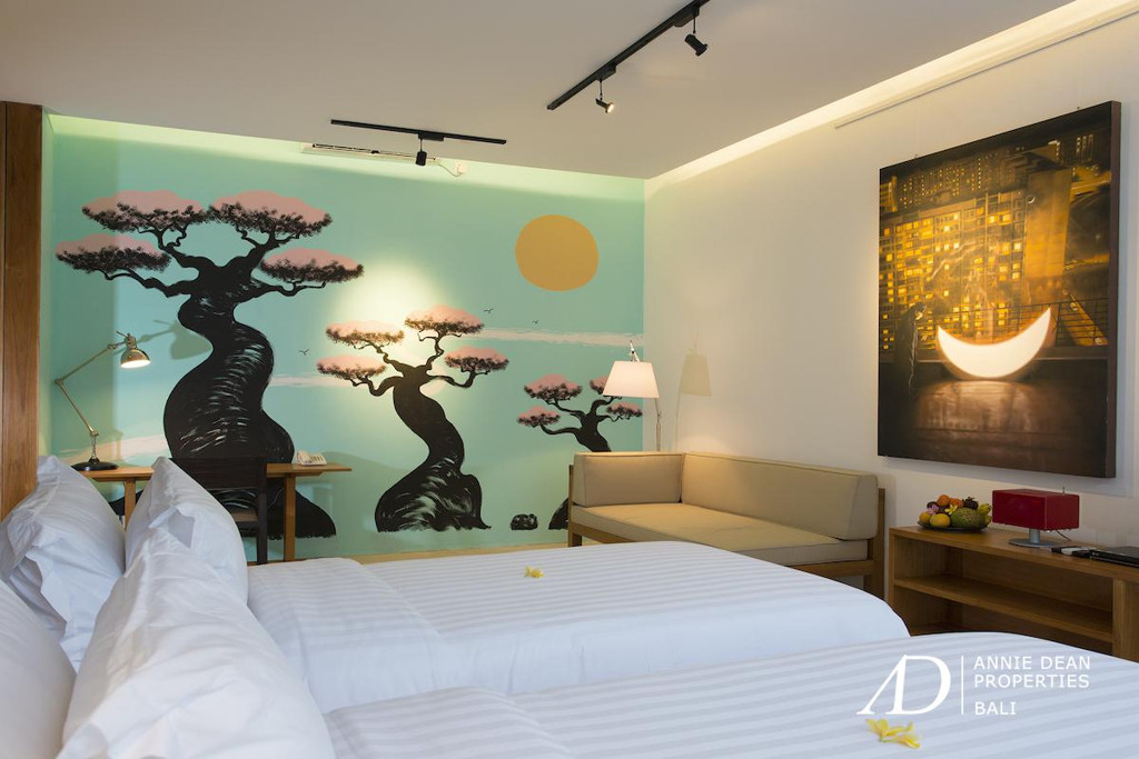  FREEHOLD TWO-IN-ONE VILLA | 100M TO THE BEACH | CANGGU