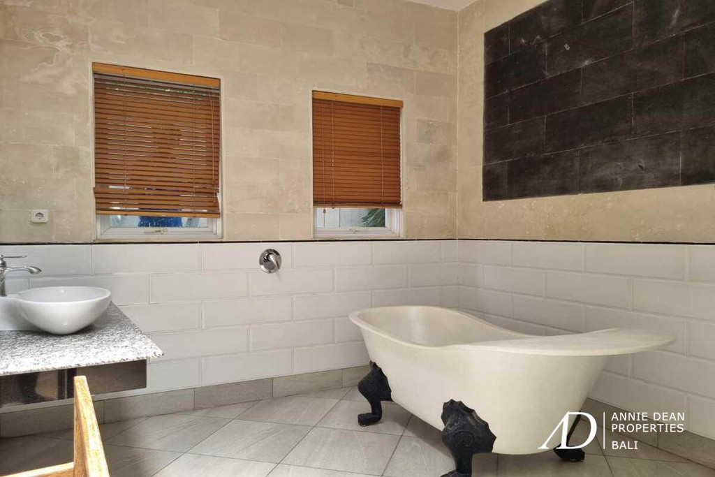 YEARLY RENTAL CHARMING 2 BEDROOM VILLA IN DEWI SRI-LEGIAN