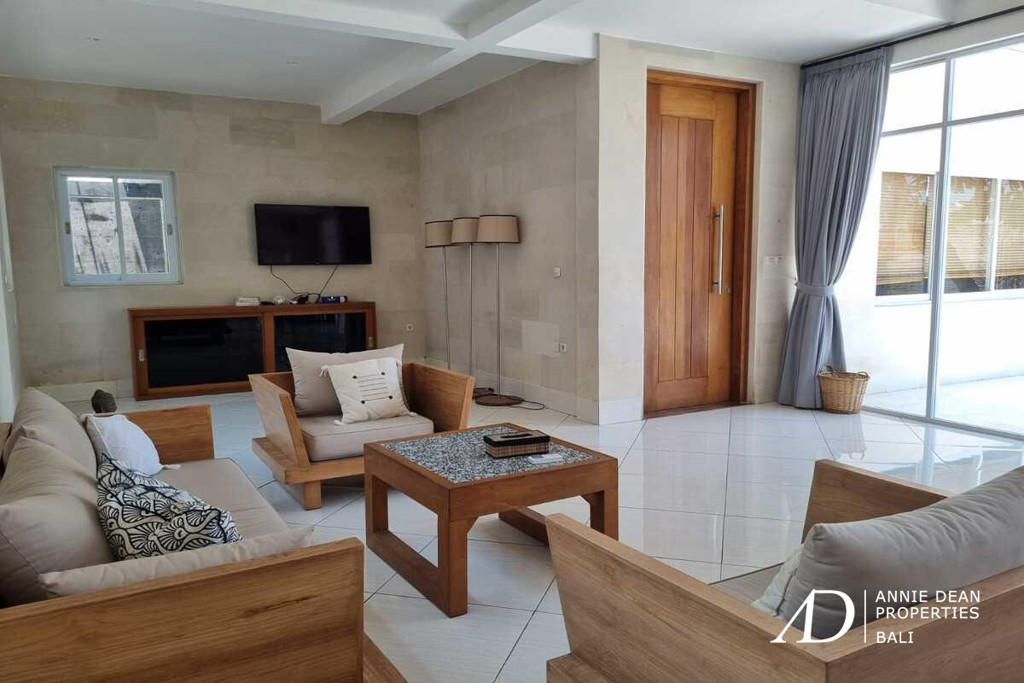 YEARLY RENTAL CHARMING 2 BEDROOM VILLA IN DEWI SRI-LEGIAN