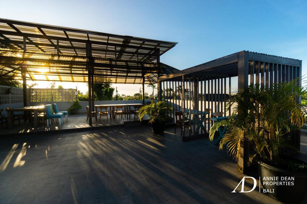 FREEHOLD MODERN 24-BEDROOM HOTEL IN THE HEART OF SEMINYAK, BALI