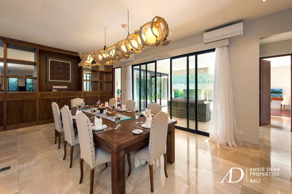 FREEHOLD | OCEAN-VIEW VILLA WITH INFINITY POOL - SOUTH BALI