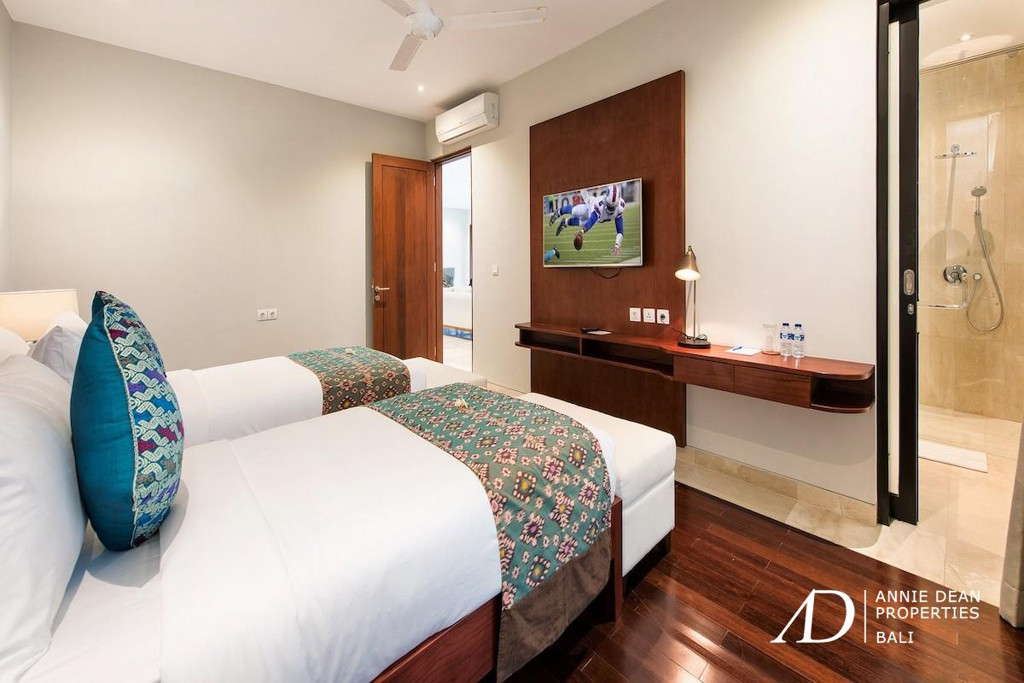 FREEHOLD | MODERN DESIGN VILLA WITH OCEAN VIEWS | UNGASAN