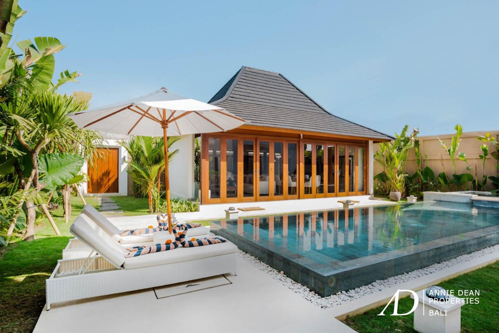 FREEHOLD MODERN JOGLO STYLE 4-BEDROOM VILLA IN KEROBOKAN 