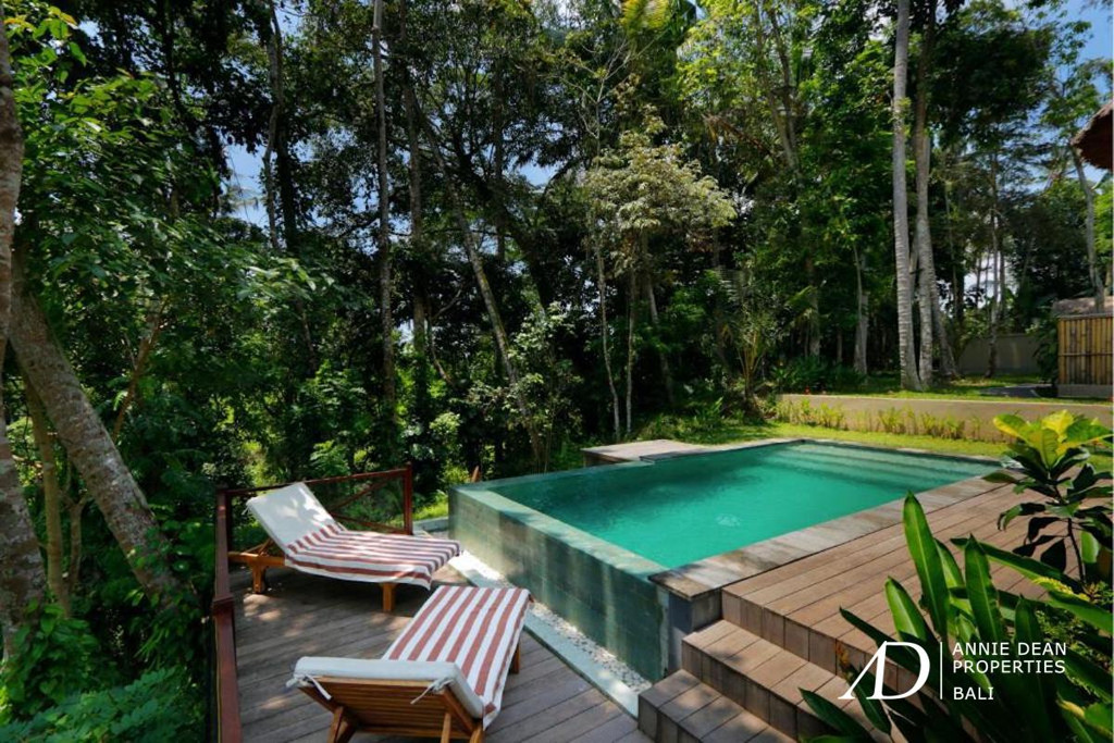 LEASEHOLD | 3-BEDROOM RIVER & VALLEY VIEW VILLAS NEAR UBUD