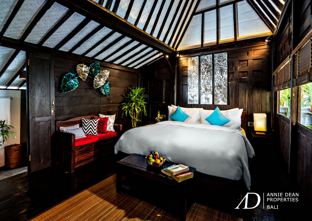 FREEHOLD & LEASEHOLD 7-BEDROOM TURNKEY BUSINESS IN UBUD