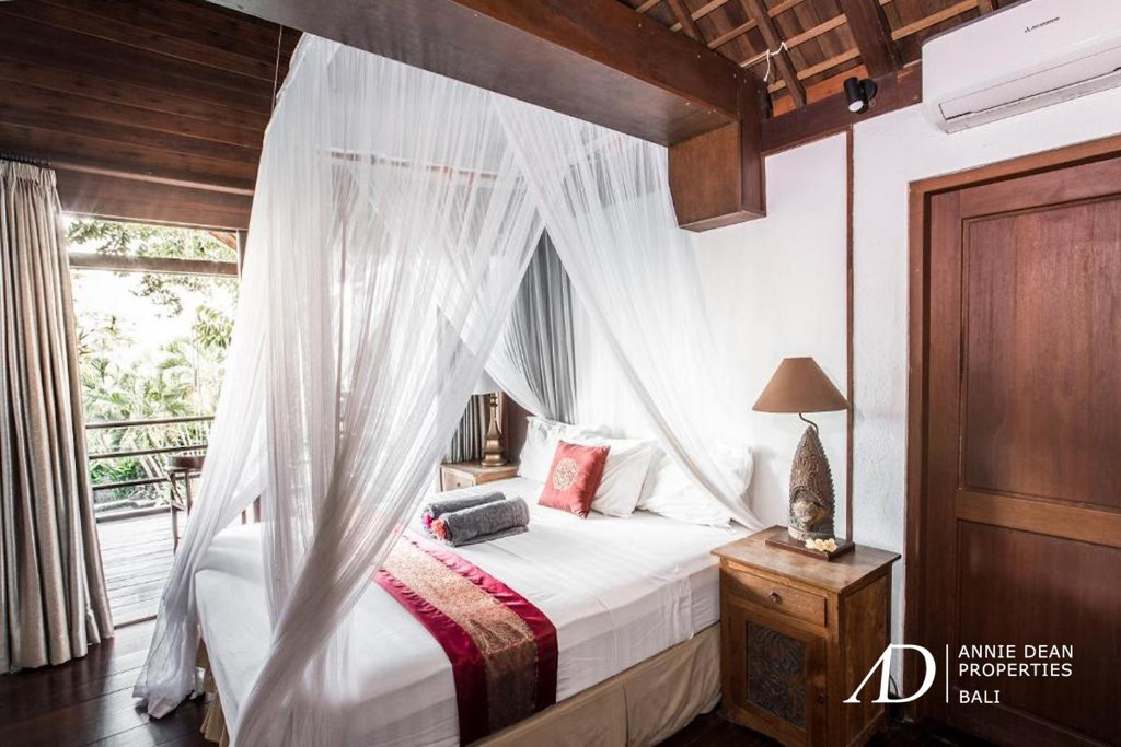 FREEHOLD TROPICAL DESIGN 5-BEDROOM IN BATU BOLONG CANGGU 