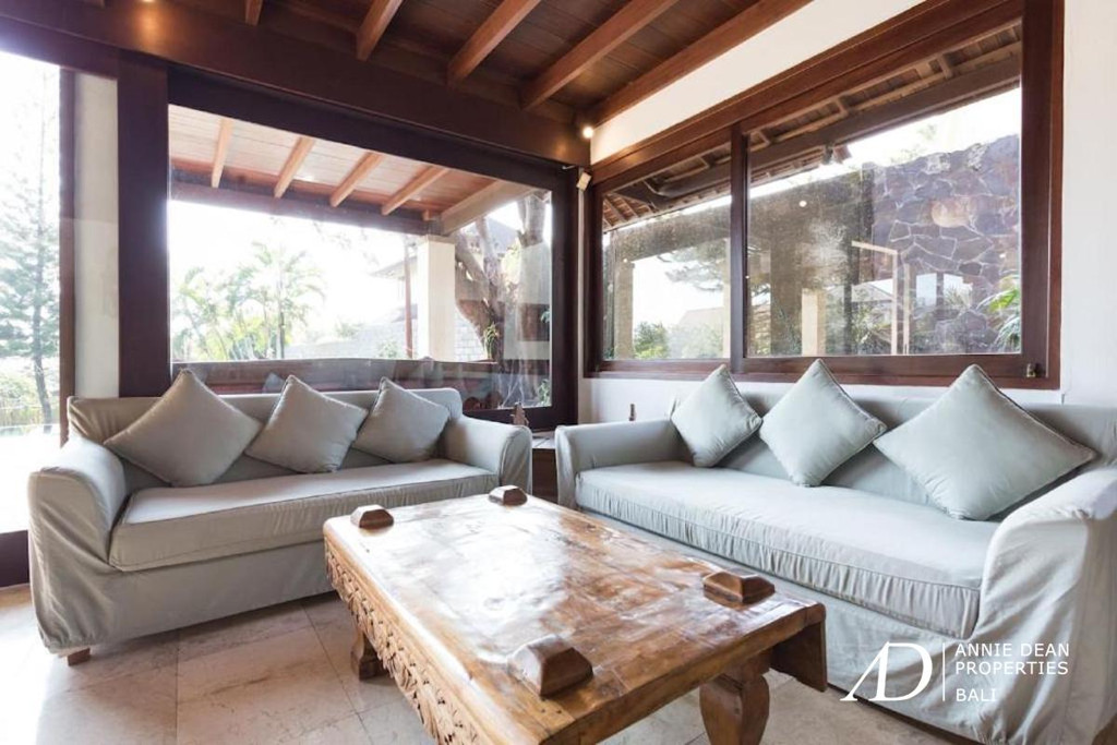 FREEHOLD TROPICAL DESIGN 5-BEDROOM IN BATU BOLONG CANGGU 