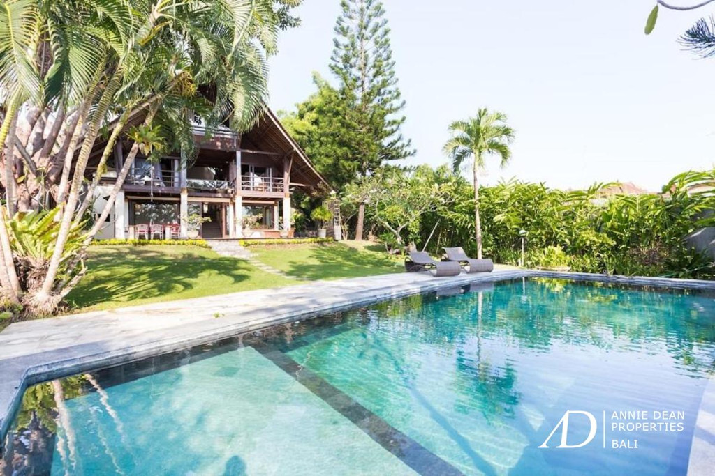 FREEHOLD TROPICAL DESIGN 5-BEDROOM IN BATU BOLONG CANGGU 