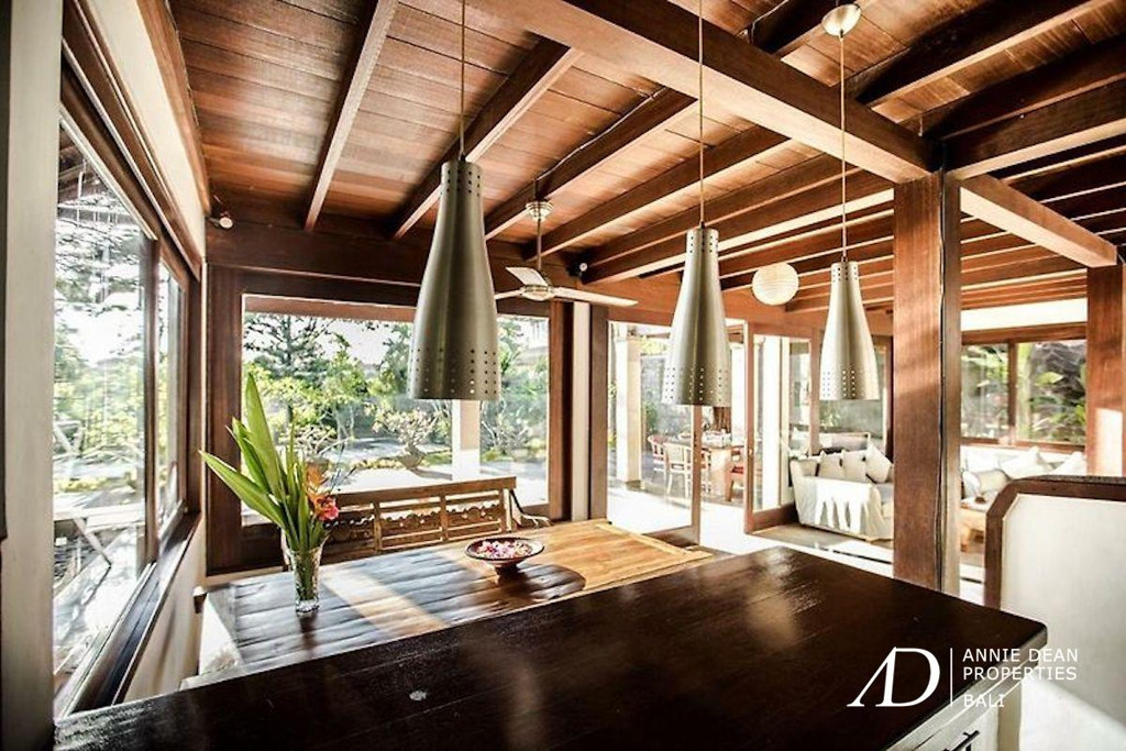 FREEHOLD TROPICAL DESIGN 5-BEDROOM IN BATU BOLONG CANGGU 