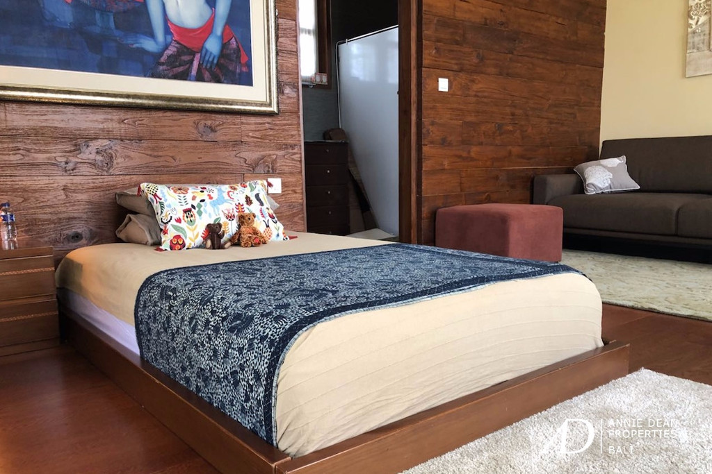   FREEHOLD | GOLF VIEW VILLA WITHIN PRIVATE ESTATE IN PECATU