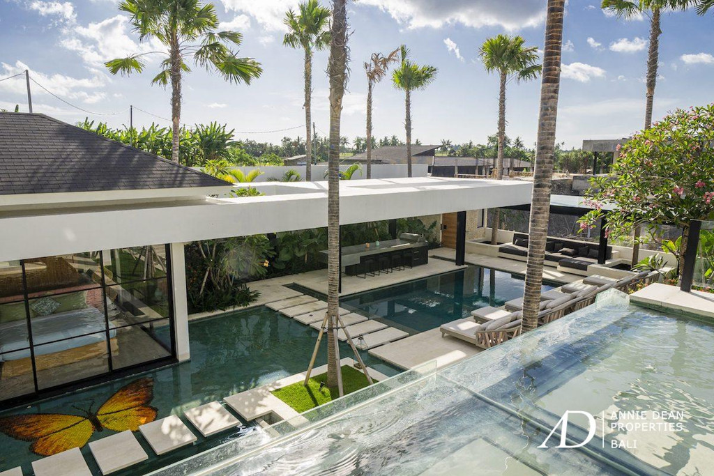 FREEHOLD | ULTRA MODERN LUXURY VILLA IN TUMBAK BAYUH